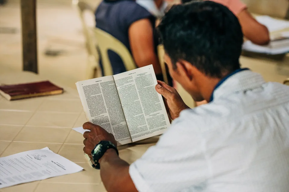 Ethnos360 Bible study